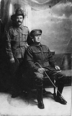 Tpr Syd Livesey, left, with Pte Tom Peake, 1915