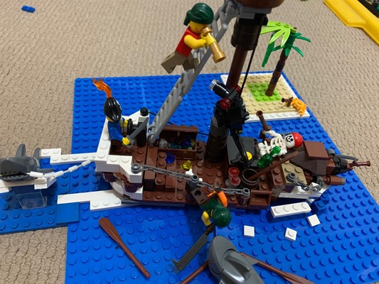 LEGO Club - Hero Time Pirate Ship